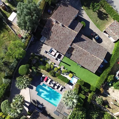 Provencale, Piscine, Jacuzzi & Parking