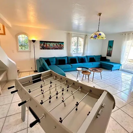 Βίλα Provencale, Piscine, Jacuzzi & Parking
