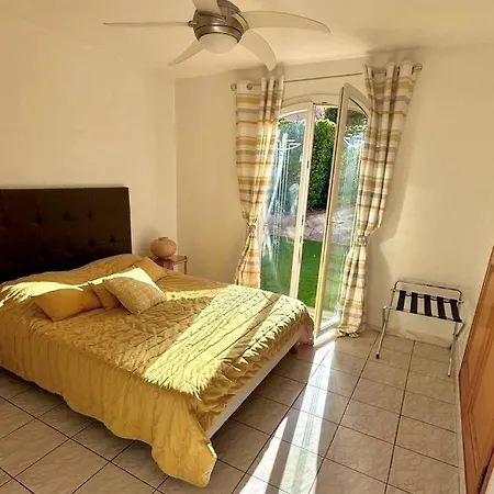 Provencale, Piscine, Jacuzzi & Parking