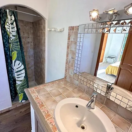 Provencale, Piscine, Jacuzzi & Parking Roquebrune-sur Argens