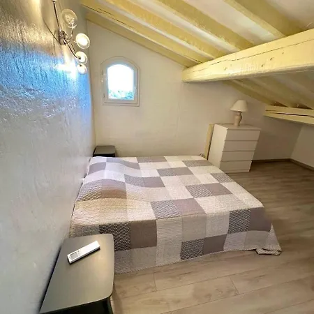 Provencale, Piscine, Jacuzzi & Parking * Roquebrune-sur Argens