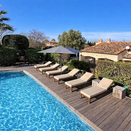 Βίλα Provencale, Piscine, Jacuzzi & Parking *