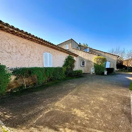 Provencale, Piscine, Jacuzzi & Parking * Roquebrune-sur Argens