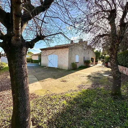 Βίλα Provencale, Piscine, Jacuzzi & Parking *